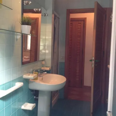 Casa Enzo, *